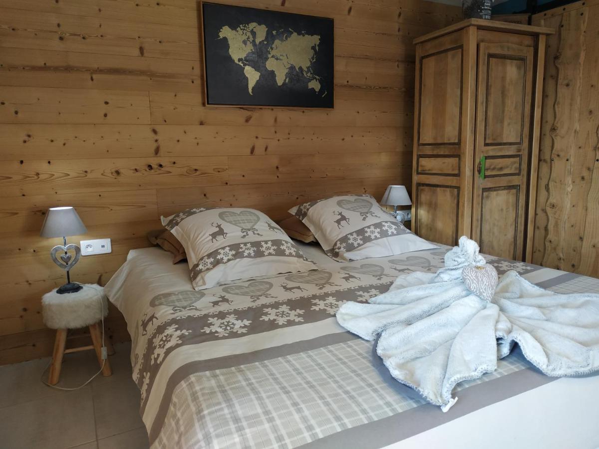 Maison D'Hotes Des Bassins D'Oche Saint-Paul-en-Chablais Exteriör bild